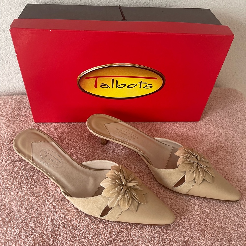 Leather upper leather sole made in Italy size 7 medium price asking $50